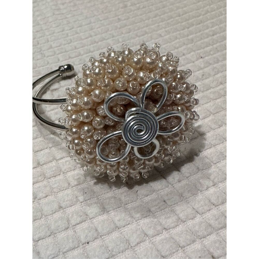 Cuff bracelet 